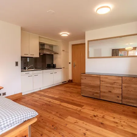 Haro Apartment *